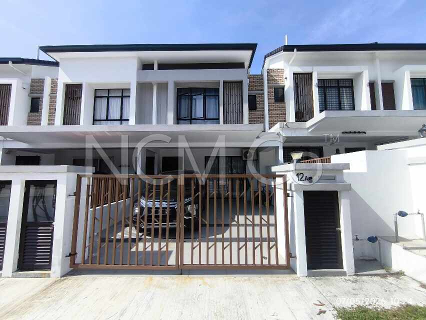 2 Storey Terrace House, Intermediate