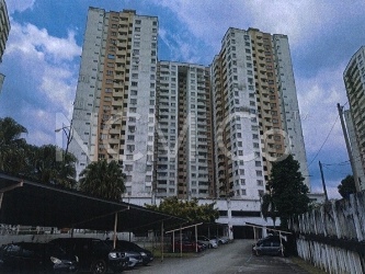 Condominium, Corner Lot