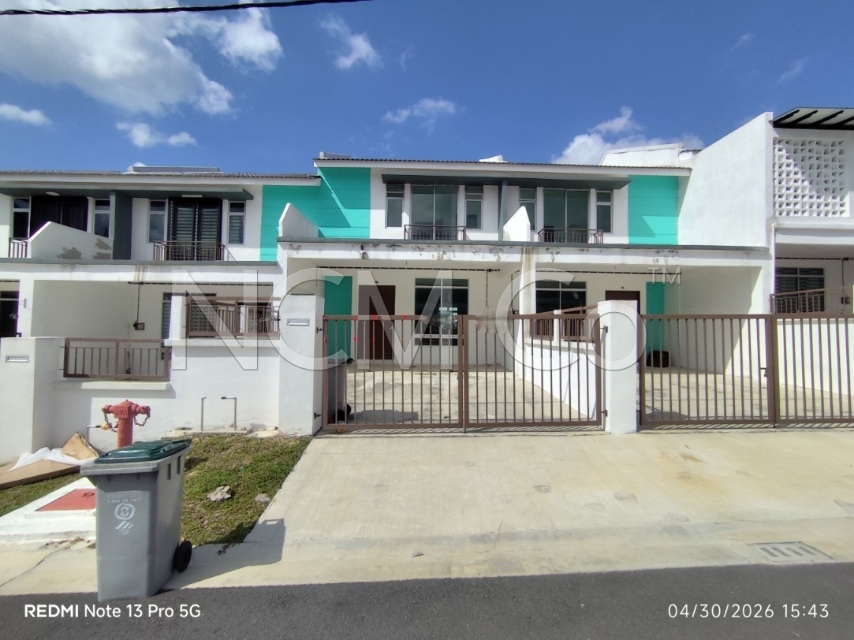 2 Storey Terrace House, Intermediate