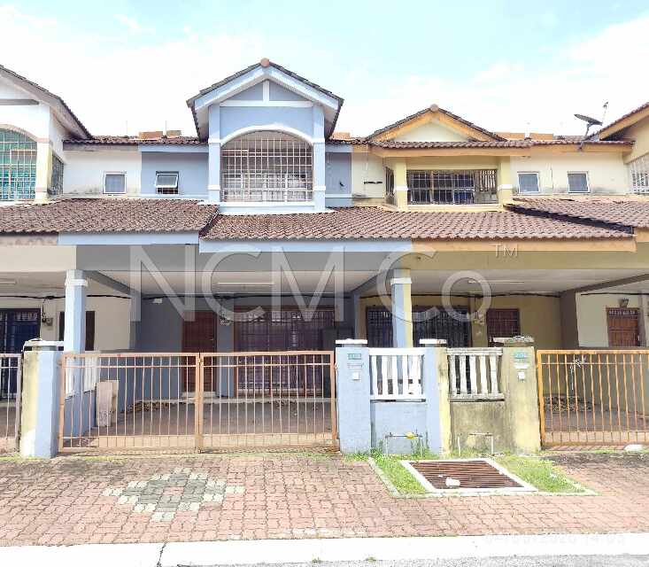 2 Storey Terrace House, Intermediate