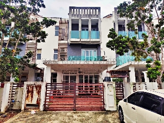 2.5 Storey Terrace House, Intermediate