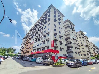 Apartment, Corner Lot