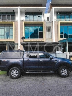 3 Storey Terrace House, Intermediate