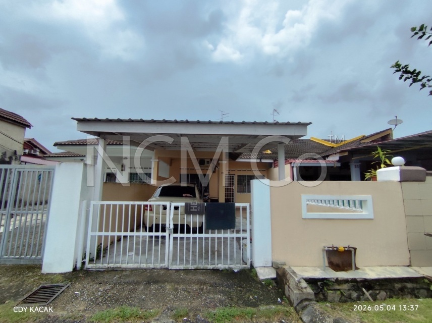 1 Storey Terrace House, Intermediate