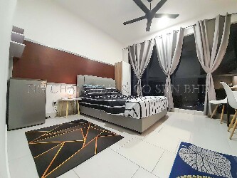 Service Apartment, Corner Lot