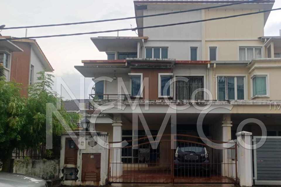2.5 Storey Semi Detached House, Intermediate