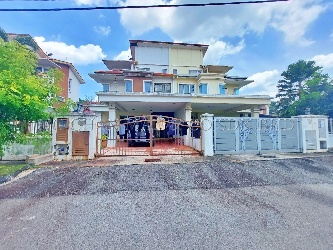 2.5 Storey Semi Detached House