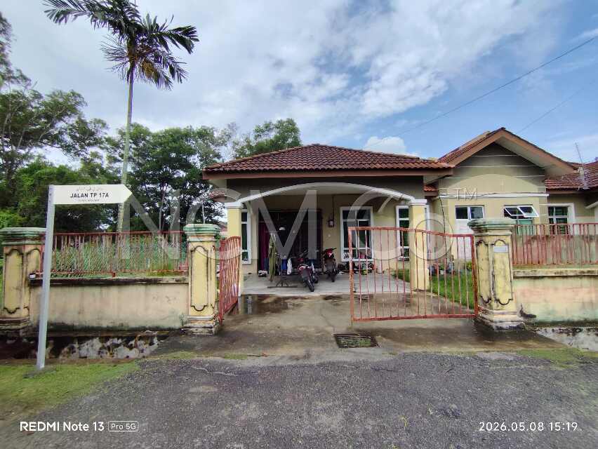 1 Storey Semi Detached House