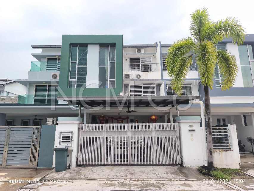 3 Storey Terrace House, Intermediate, Renovated