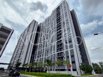 Service Apartment, Corner Lot