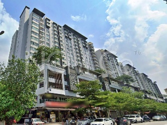 Condominium, Corner Lot