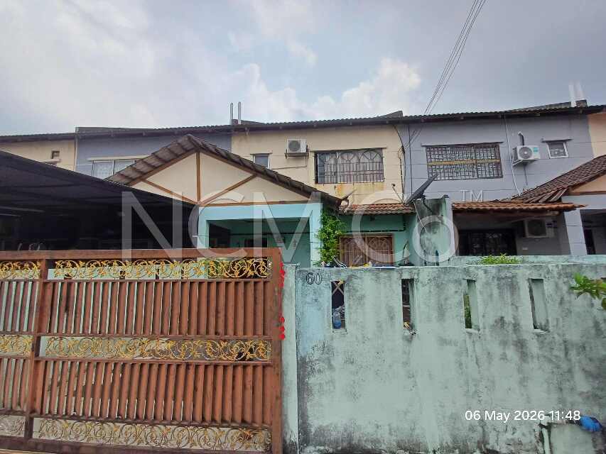 2 Storey Terrace House, Intermediate