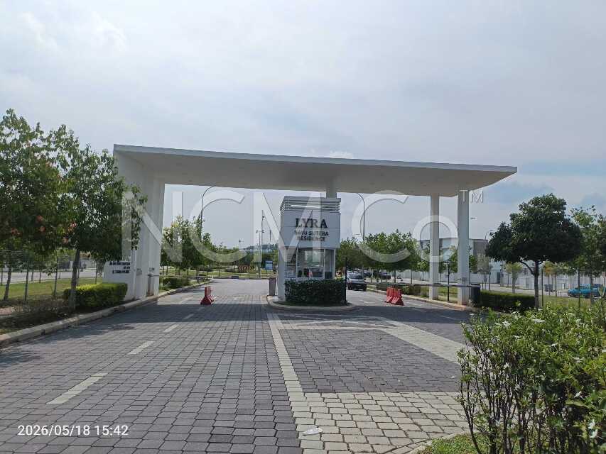2 Storey Terrace House, Intermediate