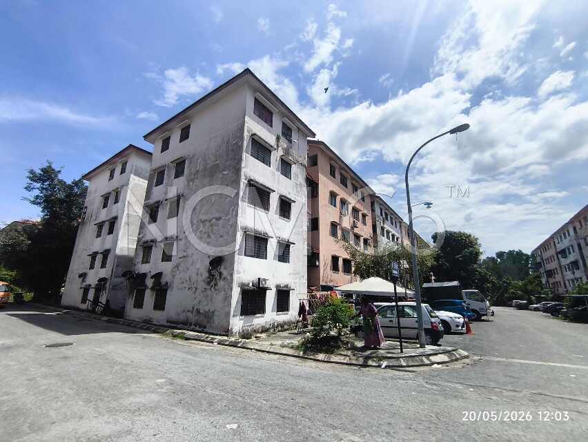 Apartment, End Lot, Low Cost
