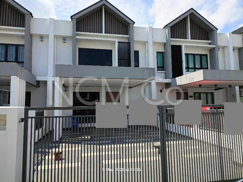 2 Storey Terrace House, Intermediate