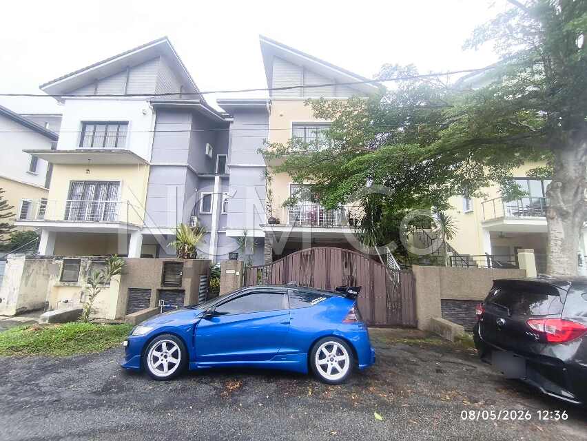 2.5 Storey Semi Detached House