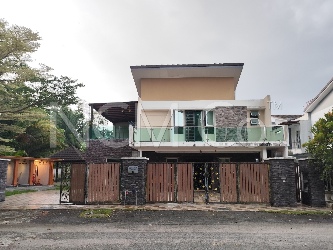 2 Storey Bungalow House, Corner Lot