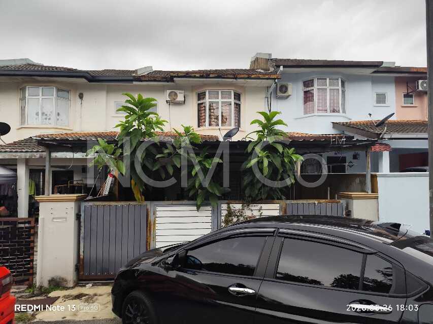 2 Storey Terrace House, Intermediate
