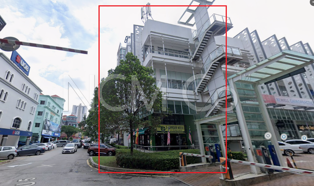 3 Storey Retail Outlet