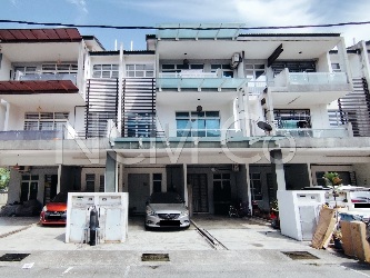 Town House (Upper Unit)