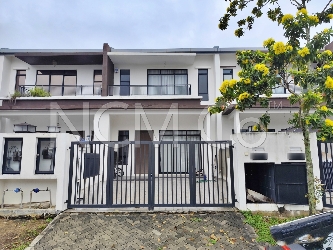 2 Storey Terrace House, Intermediate
