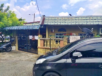 1 Storey Cluster House, Corner Lot, Low Cost, Renovated
