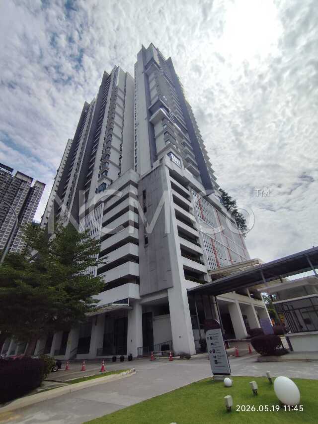 Service Apartment, Corner Lot