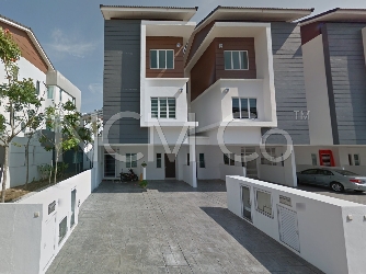 Town House (Upper Floor)