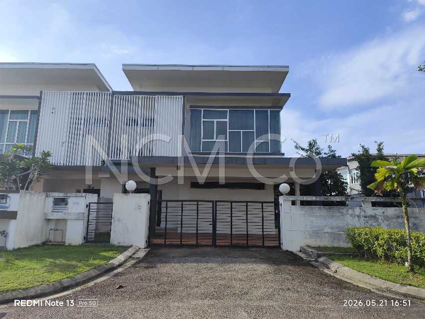 2 Storey Semi Detached House, Corner Lot