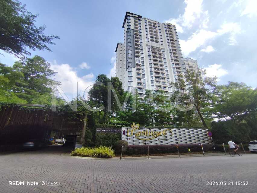 Service Apartment