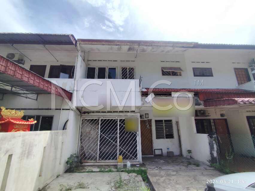 2 Storey Terrace House, Intermediate, Renovated