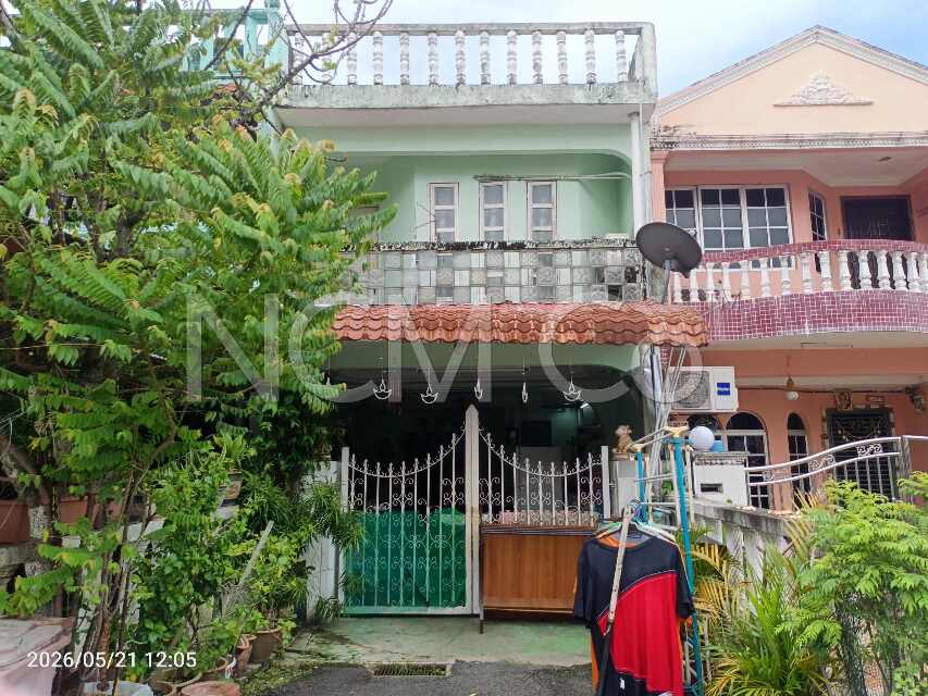2 Storey Terrace House, Intermediate
