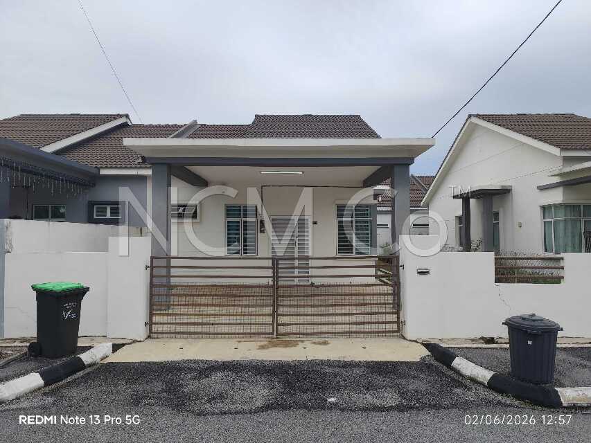 1 Storey Semi Detached House