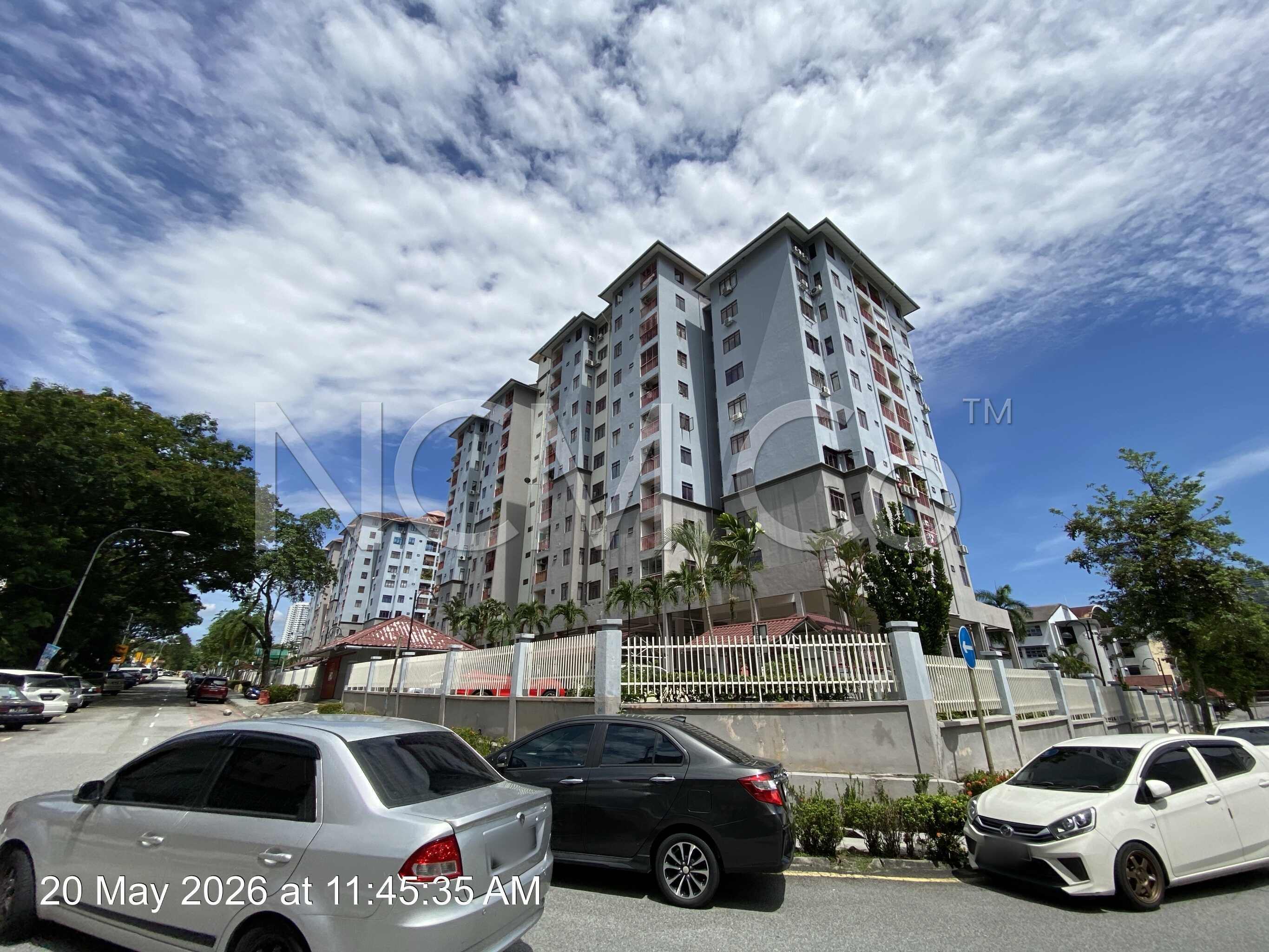Condominium, Medium Cost