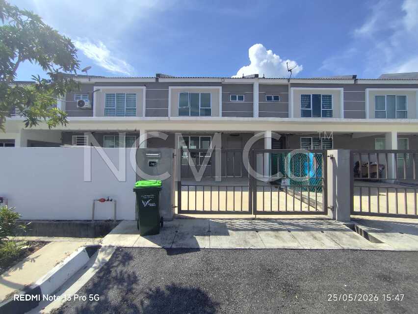 2 Storey Terrace House, Intermediate
