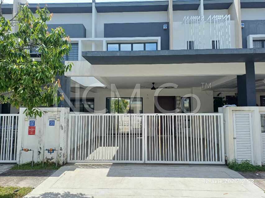 2 Storey Terrace House, Intermediate