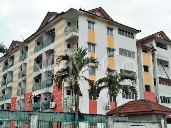 Apartment, Corner Lot