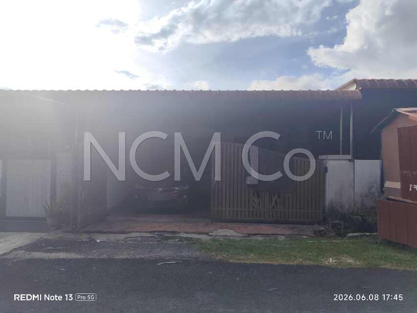 1 Storey Terrace House, Intermediate
