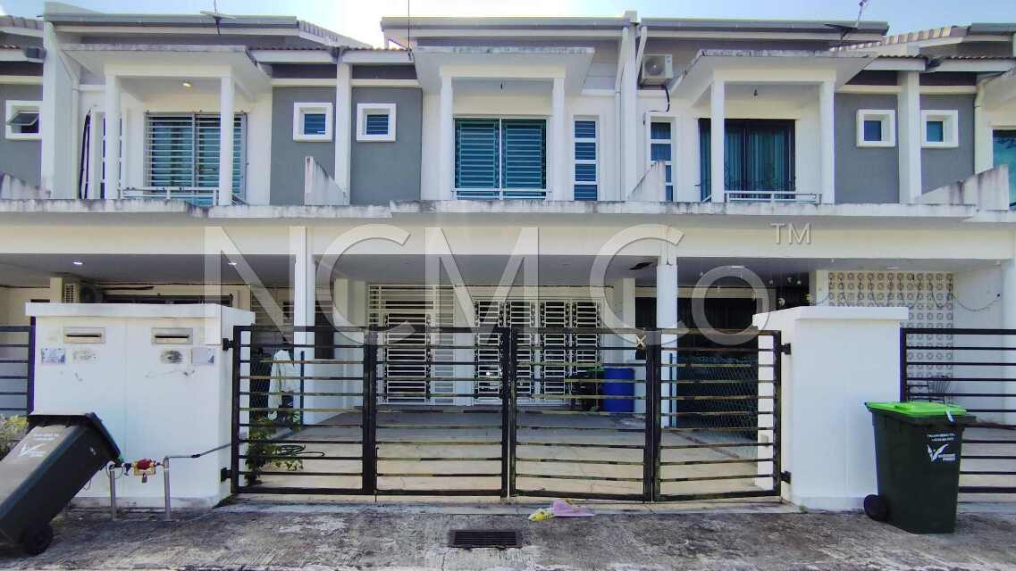 2 Storey Terrace House, Intermediate