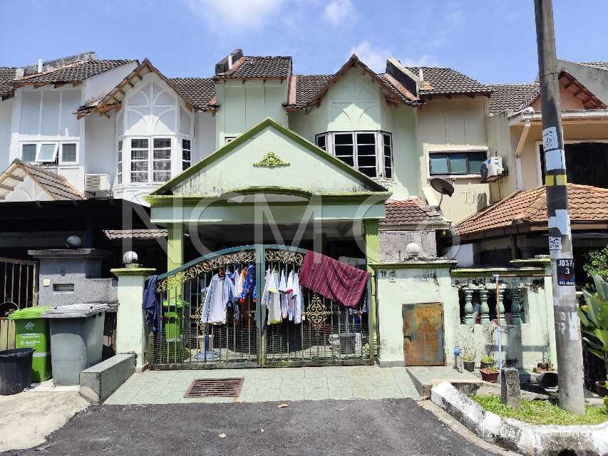 2 Storey Terrace House, Intermediate, Renovated