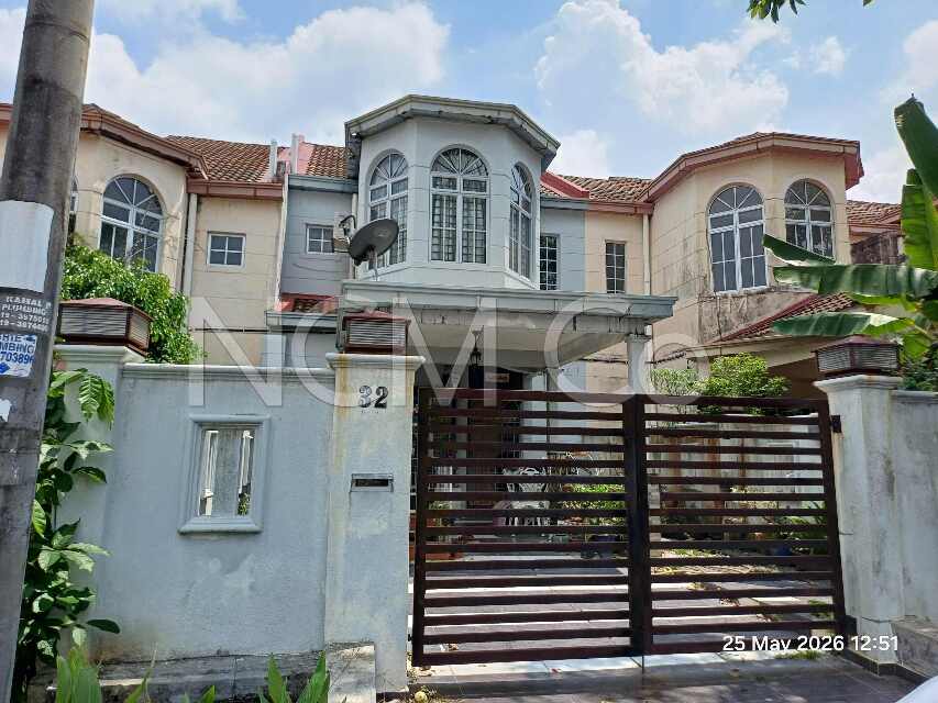 2 Storey Terrace House, Intermediate