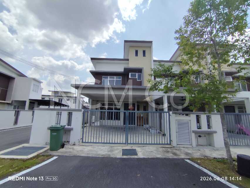 2 Storey Terrace House, End Lot, Renovated