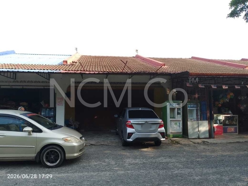 1 Storey Shop House, Intermediate