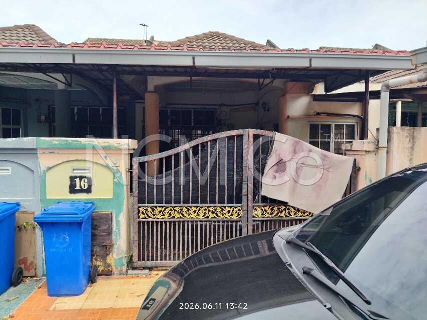 1 Storey Terrace House, Intermediate