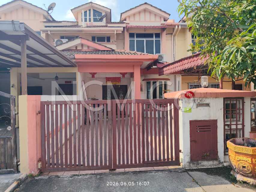 2 Storey Terrace House, Intermediate