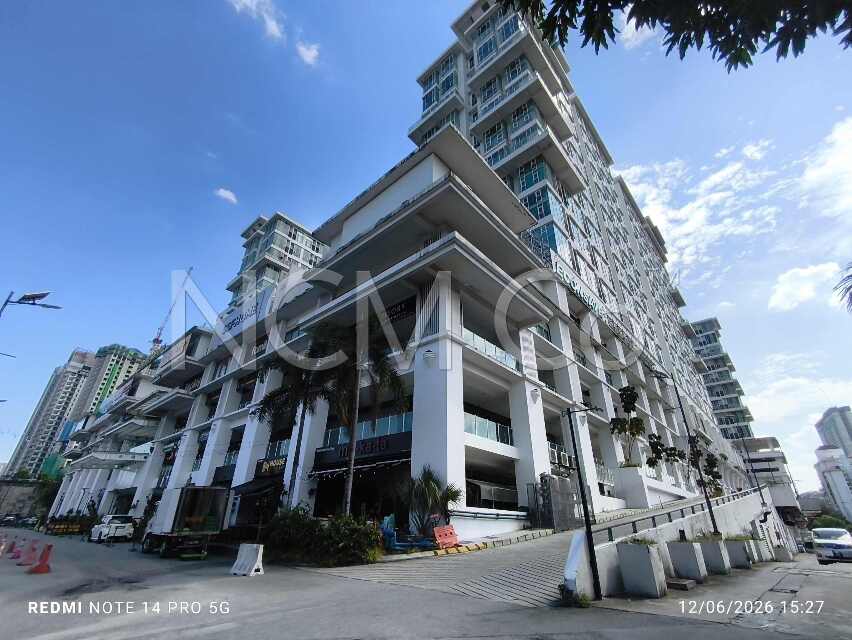 Duplex Office Unit (SOHO)