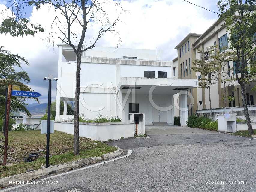 3 Storey Detached House