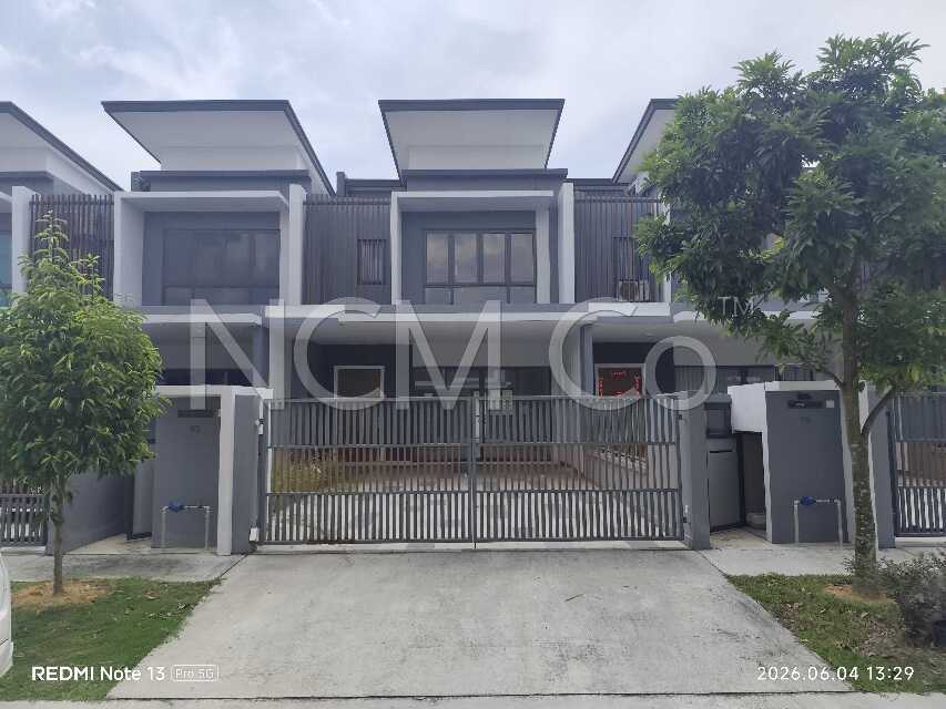2 Storey Terrace House, Intermediate