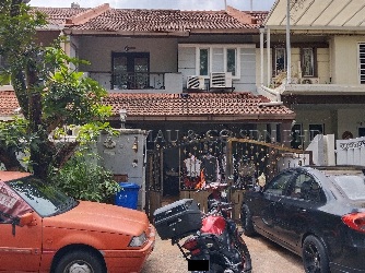 2 Storey Terrace House, Intermediate, Renovated