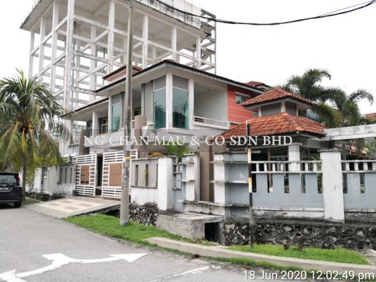 2 Storey Detached House, Corner Lot